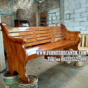 Model Kursi Gereja Untuk Peribadatan Kualitas Bagus