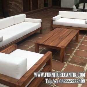 Model Kursi Tamu Minimalis Jati