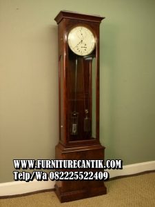 Model Lemari Jam Kayu Jati Klasik Minimalis